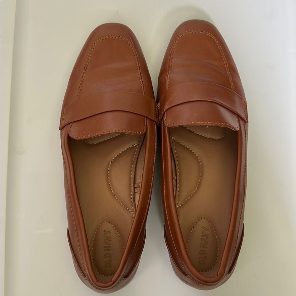 Old Navy Brown Flats Classic Loafers